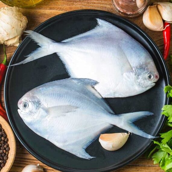 Pomfret Fish-Clean/Fresh (800g-950g) (Order will be delivered 2-3 hours)